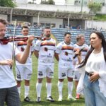 Santo André arrecada alimentos e brinquedos em jogo de futebol